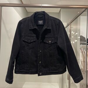 black Jean jacket thick , teddy bear material inside